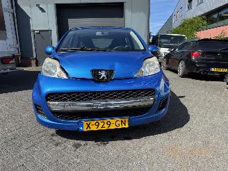 Peugeot 107 1.0-12V XS (Hatchback 5-dr.) picture 14