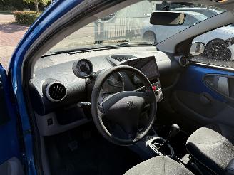 Peugeot 107 1.0-12V XS (Hatchback 5-dr.) picture 20