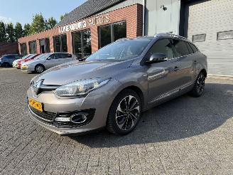 uszkodzony samochody osobowe Renault Mégane 1.2 TCe Bose 2014/2