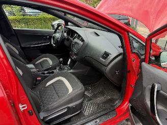 Kia Cee d 1.0 T-GDi GT-Line PANORAMADAK picture 25