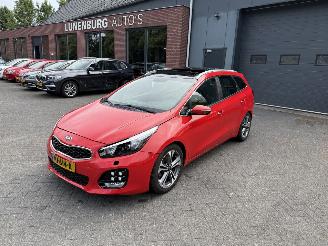 Kia Cee d 1.0 T-GDi GT-Line PANORAMADAK picture 34