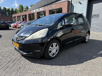 damaged passenger cars Honda Jazz 1.4 Comfort (MPV 5-dr.) 2010/3