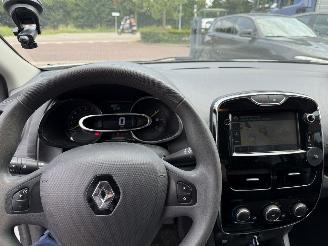 Renault Clio 1.2 16V  AIRCO NAVIGATIE  (Hatchback 5-dr.) picture 30