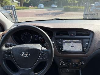 Hyundai I-20 1.0 T-GDI Comfort (Hatchback 5-dr.) picture 17