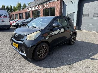 Damaged car Toyota iQ 1.0 VVTi Aspiration  AUTOMAAT (Hatchback 3-dr.) 2009/4