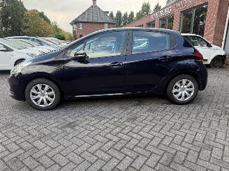Peugeot 208 1.2 PureTech Active  AUTOMAAT (Hatchback 5-dr.) picture 2