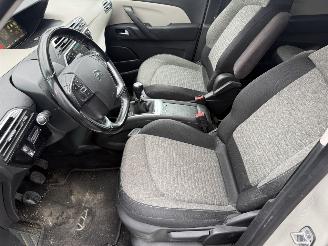 Citroën C4-picasso Grand  1.2 PureTech (MPV 5-dr.) picture 21