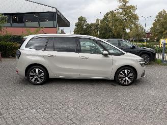 Citroën C4-picasso Grand  1.2 PureTech (MPV 5-dr.) picture 6