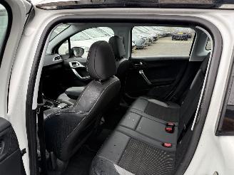 Peugeot 2008 1.2 PureTech Allure  AUTOMAAT (SUV 5-dr.) picture 27