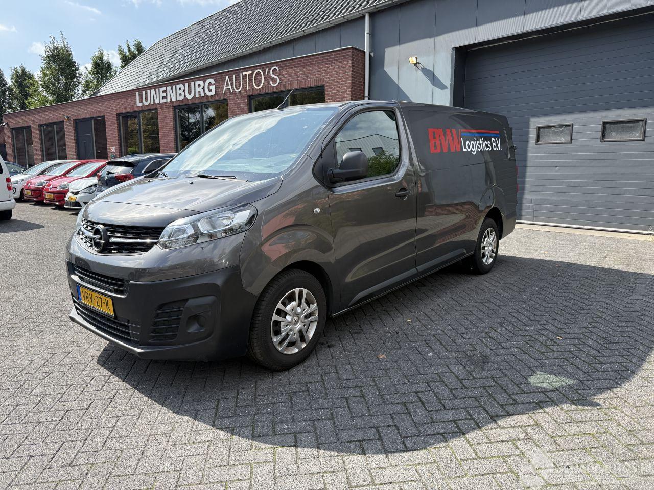 Opel Vivaro 1.5 CDTI L3H1 Edition (Bedrijfsauto 5-dr.)