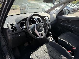 Kia Venga 1.6 CVVT Comfort Pack  AUTOMAAT  (MPV 5-dr.) picture 14