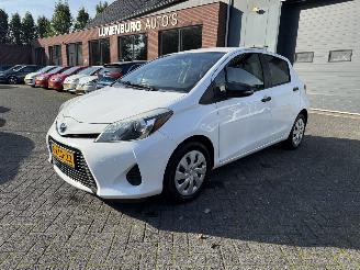 Ocazii autoturisme Toyota Yaris 1.5 Full Hybrid Comfort AUTOMAAT  (Hatchback 5-dr.)  5784 EURO EX BTW 2013/5