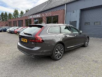 Damaged car Volvo V-90 2.0 B4 Inscription PANORAMADAK  (Stationwagen 5-dr.) 2022/9