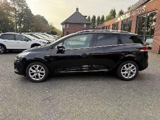 Renault Clio 0.9 TCe Limited (Stationwagen 5-dr.) picture 2