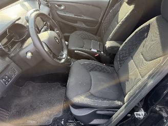 Renault Clio 0.9 TCe Limited (Stationwagen 5-dr.) picture 18