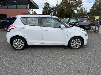 Suzuki Swift 1.2 Exclusive AUTOMAAT  (Hatchback 5-dr.) picture 7