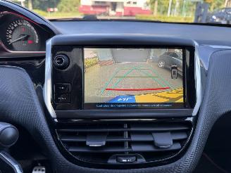 Peugeot 2008 1.2 PureTech Allure (SUV 5-dr.) picture 25