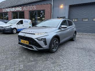 skadebil auto Hyundai Bayon 1.0 T-GDI  AUTOMAAT Premium Sky (SUV 5-dr.) 2023/3