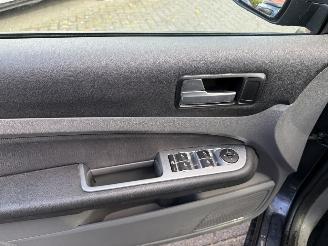 Ford Focus 1.8 Limited (Stationwagen 5-dr.) picture 14