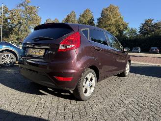 Ford Fiesta 1.4 Titanium (Hatchback 5-dr.) picture 33