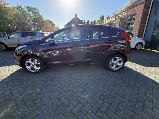 Ford Fiesta 1.4 Titanium (Hatchback 5-dr.) picture 2
