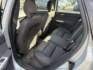 Volvo V-50 2.0 Sport (Stationwagen 5-dr.) picture 16