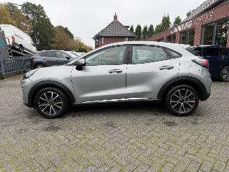 Ford Puma 1.0 EcoBoost Hybrid Titanium (SUV 5-dr.) picture 2