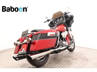 Harley-Davidson  FLHTCU Ultra Glide Classic picture 8