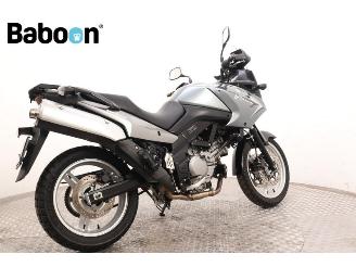 Suzuki DL 650 V-Strom picture 8