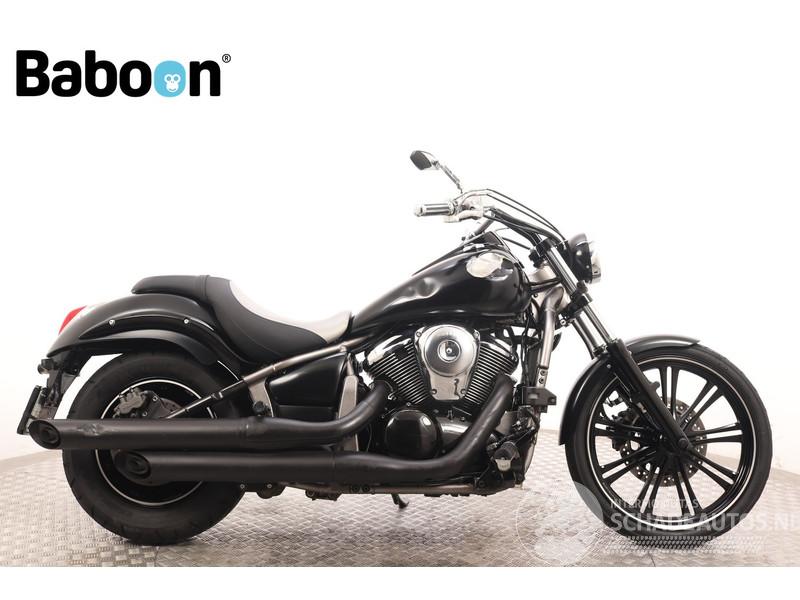 Kawasaki VN 900 Custom