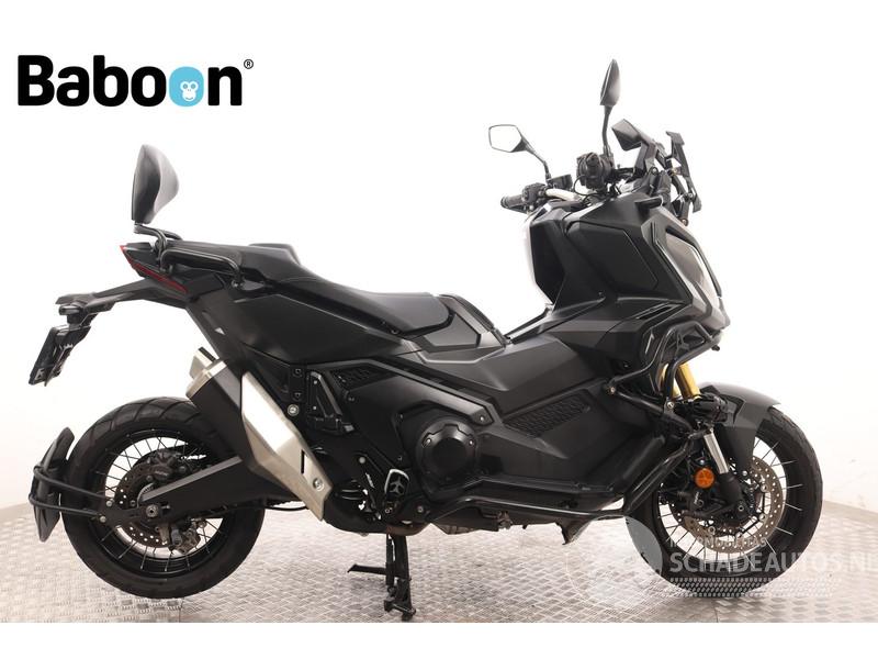 Honda  X-ADV