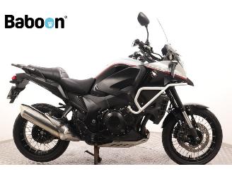 Vaurioauto  motor cycles Honda VFR 1200 X Crosstourer C-ABS 2015/3