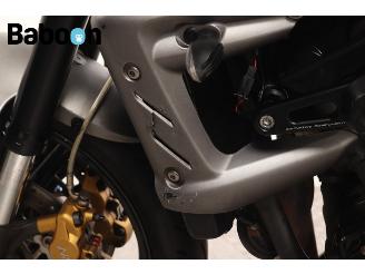 Triumph Street Triple R picture 23