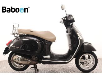 skadebil motor Vespa  GTS 250 I.E. 2016/5
