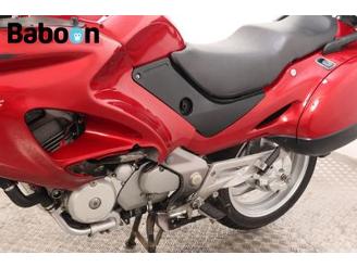 Honda NT 650 V Deauville picture 17