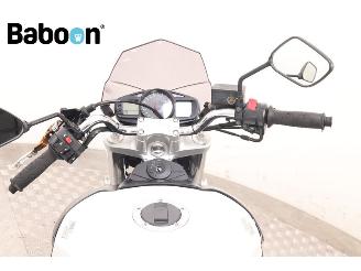 Suzuki  GSR 600 picture 13