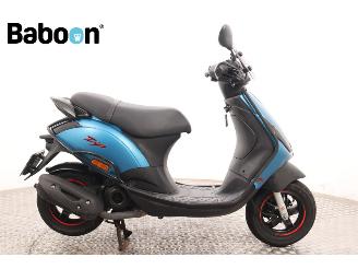 uszkodzony skutery Piaggio  Zip 45KM 2022/7