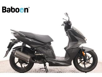 Schade scooter Kymco  Super 8 R 45KM 2025/4