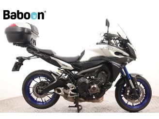 krockskadad bil motor Yamaha F 900 R Tracer 900 ABS 2015/6