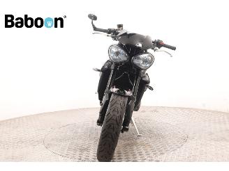 Triumph Street Triple R picture 3