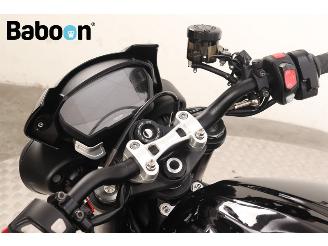 Triumph Street Triple R picture 22