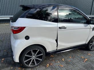 Aixam  E-Coupe GTI picture 10