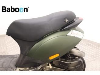 Piaggio  Zip 45KM picture 16