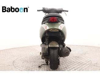 Piaggio  Zip 45KM picture 7
