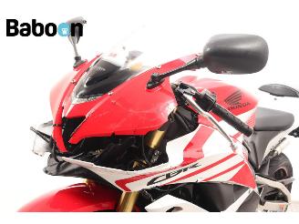 Honda CBR 600 RR picture 17