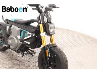 BMW  CE 02 picture 17