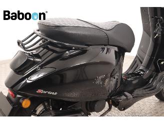 Vespa  Sprint 25KM picture 9