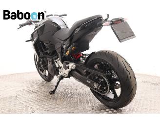 BMW F 900 R Triple Black picture 6