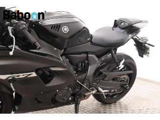Yamaha  YZF- R7 picture 24