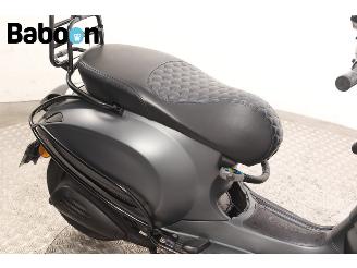 Vespa  Sprint 25KM picture 11